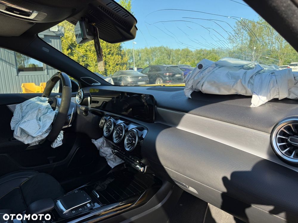 Mercedes-Benz Klasa A 45 S AMG 4-Matic 8G-DCT - 15
