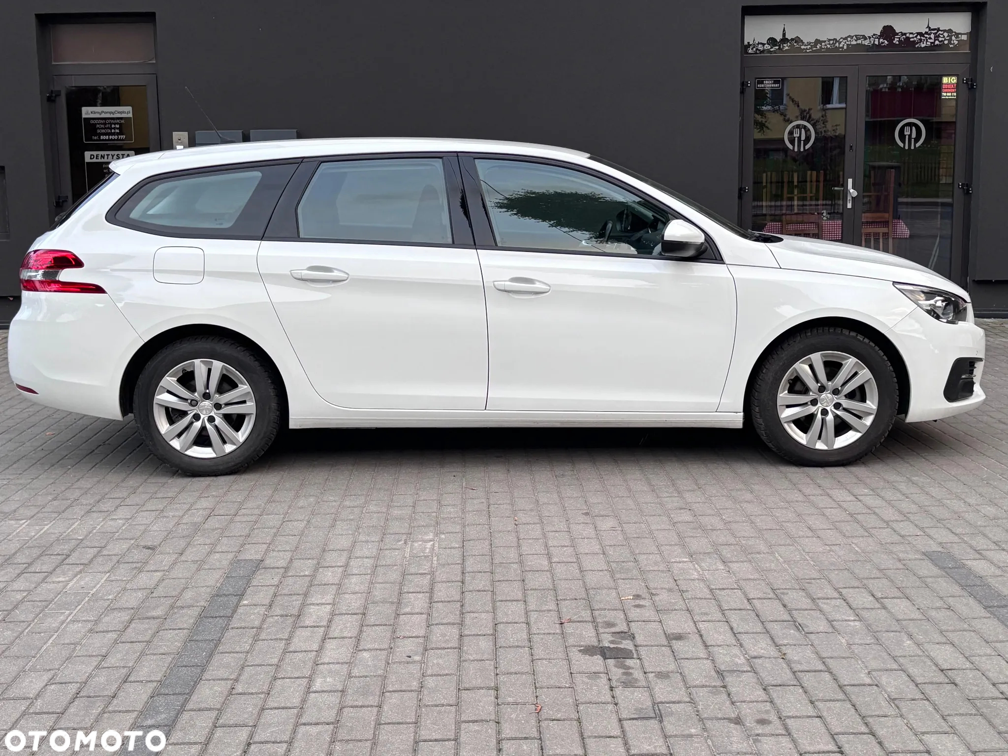 Peugeot 308 1.5 BlueHDi Active S&S EAT8 - 12