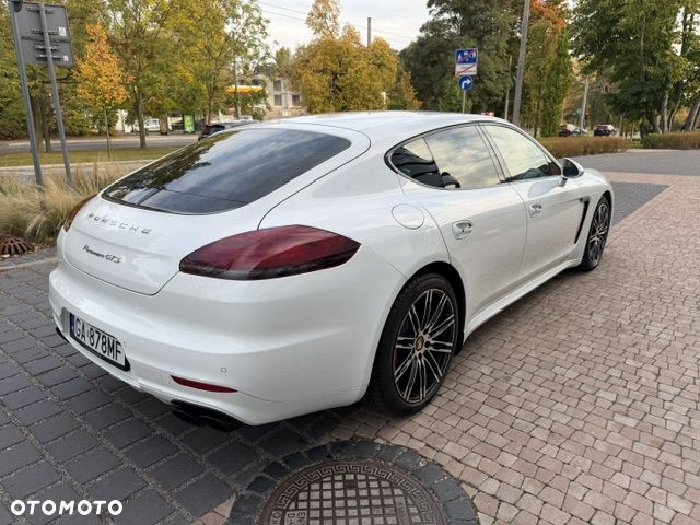 Porsche Panamera GTS - 3