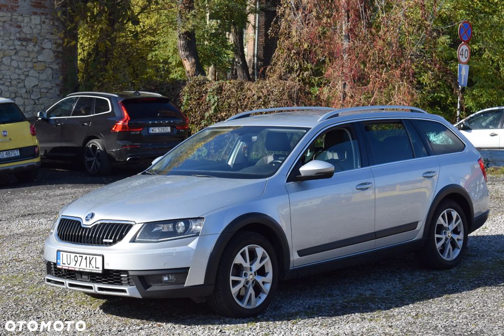 Skoda Octavia Scout 2.0 TDI 4x4 - 4
