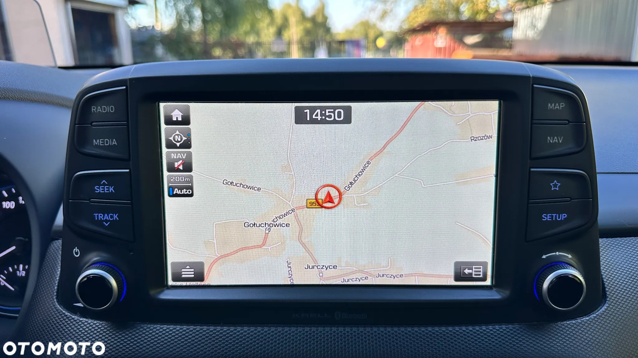 Hyundai Kona - 16