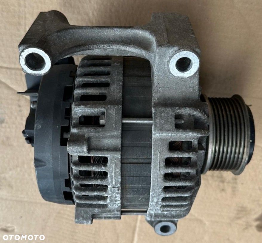 ALTERNATOR DAF XF XG XG+ 2290742  0128821030 - 2