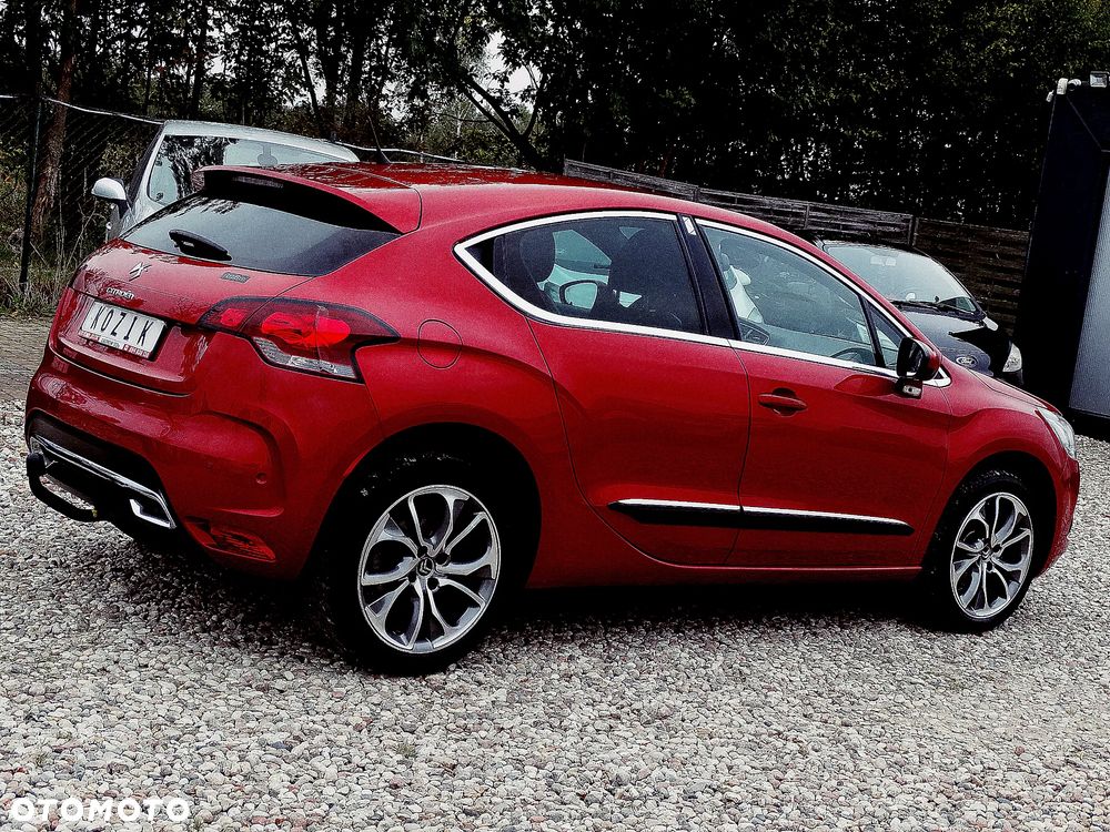 Citroën DS4 HDi 165 Urban Show - 9