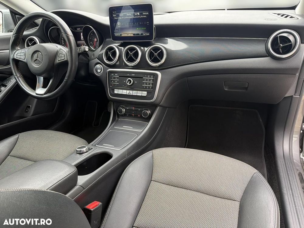 Mercedes-Benz CLA - 13