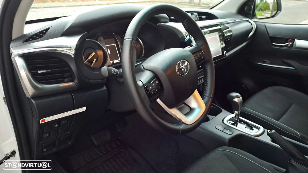 Toyota Hilux 4x4 Cabine Dupla Auto Executive - 20