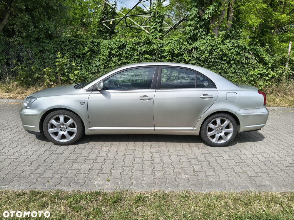 Toyota Avensis 2.0 D-4D Sol - 6