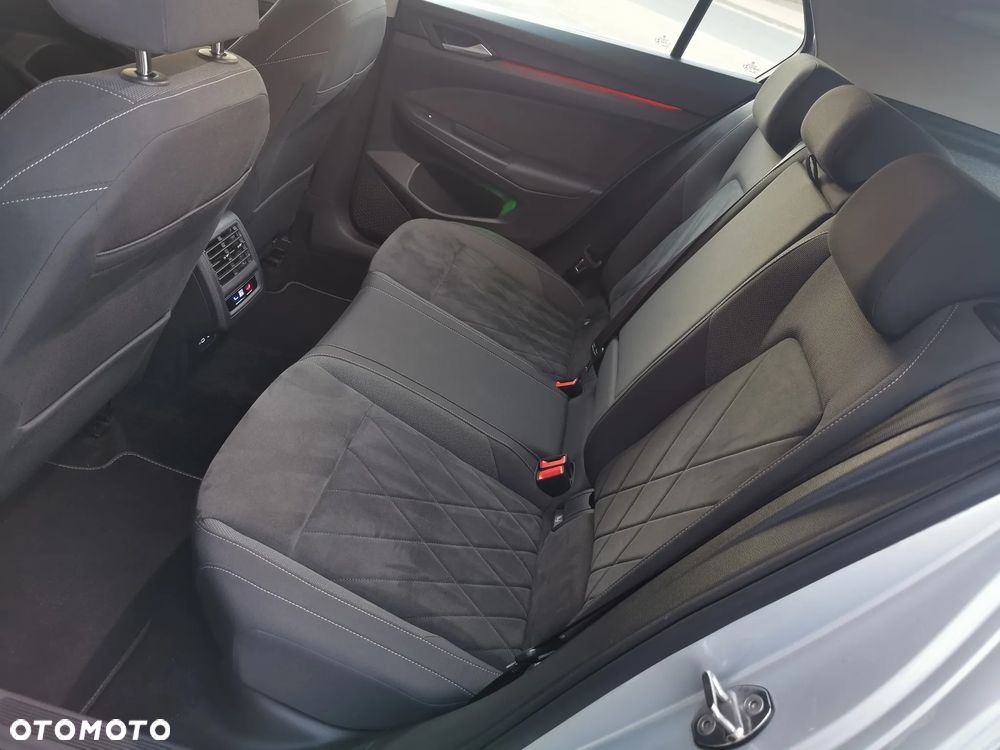 Volkswagen Golf 1.4 TSI Plug-In Hybrid Style DSG - 9