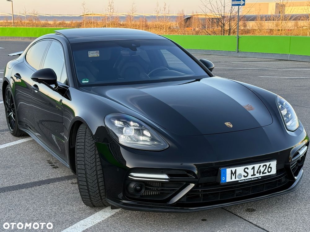 Porsche Panamera Turbo S - 2