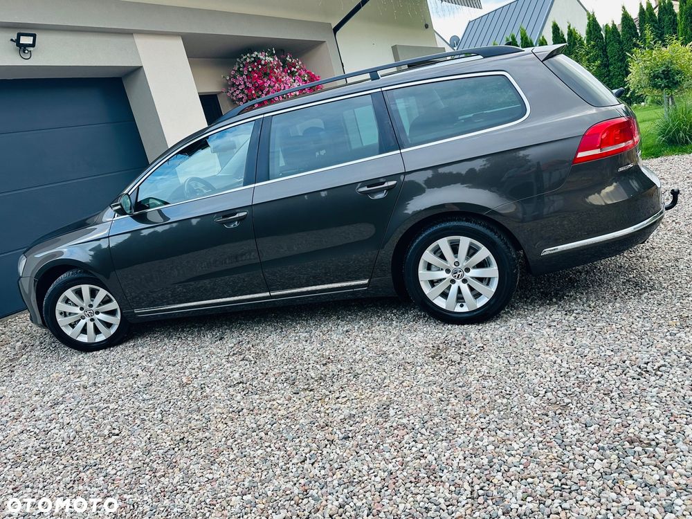 Volkswagen Passat 2.0 TDI DSG Highline - 22