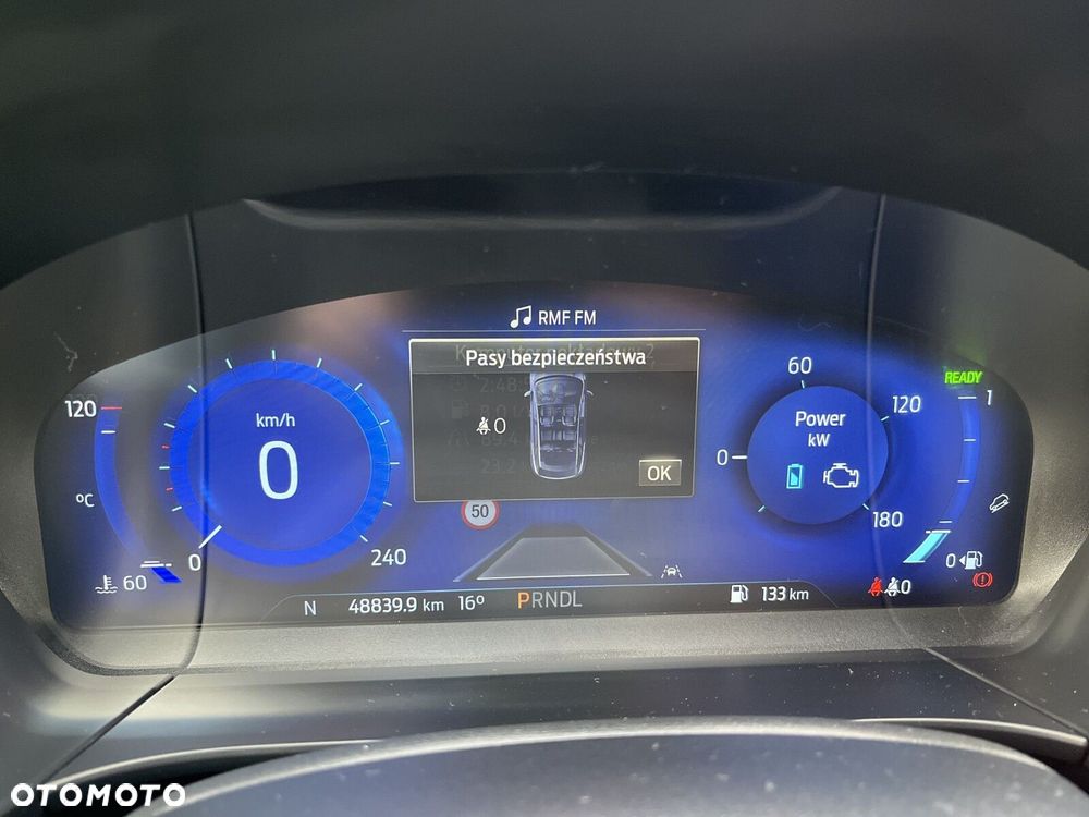 Ford Kuga 2.5 FHEV AWD ST-Line X - 24