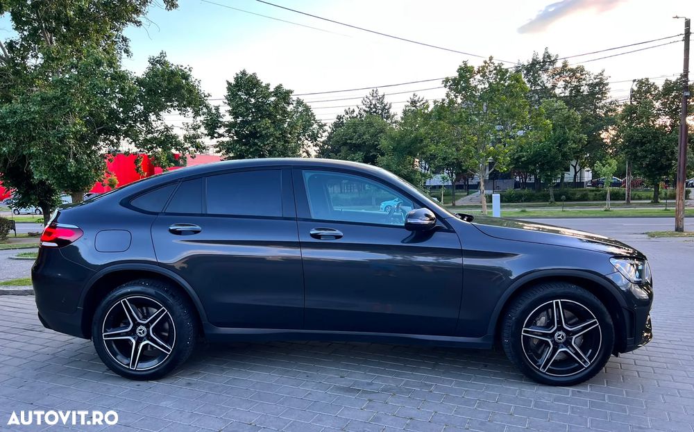 Mercedes-Benz GLC Coupe 300 d 4Matic 9G-TRONIC AMG Line - 9