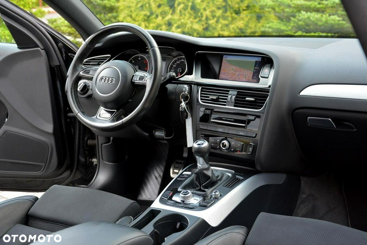 Audi A4 Avant 2.0 TDI DPF clean diesel quattro S line Sportpaket - 20