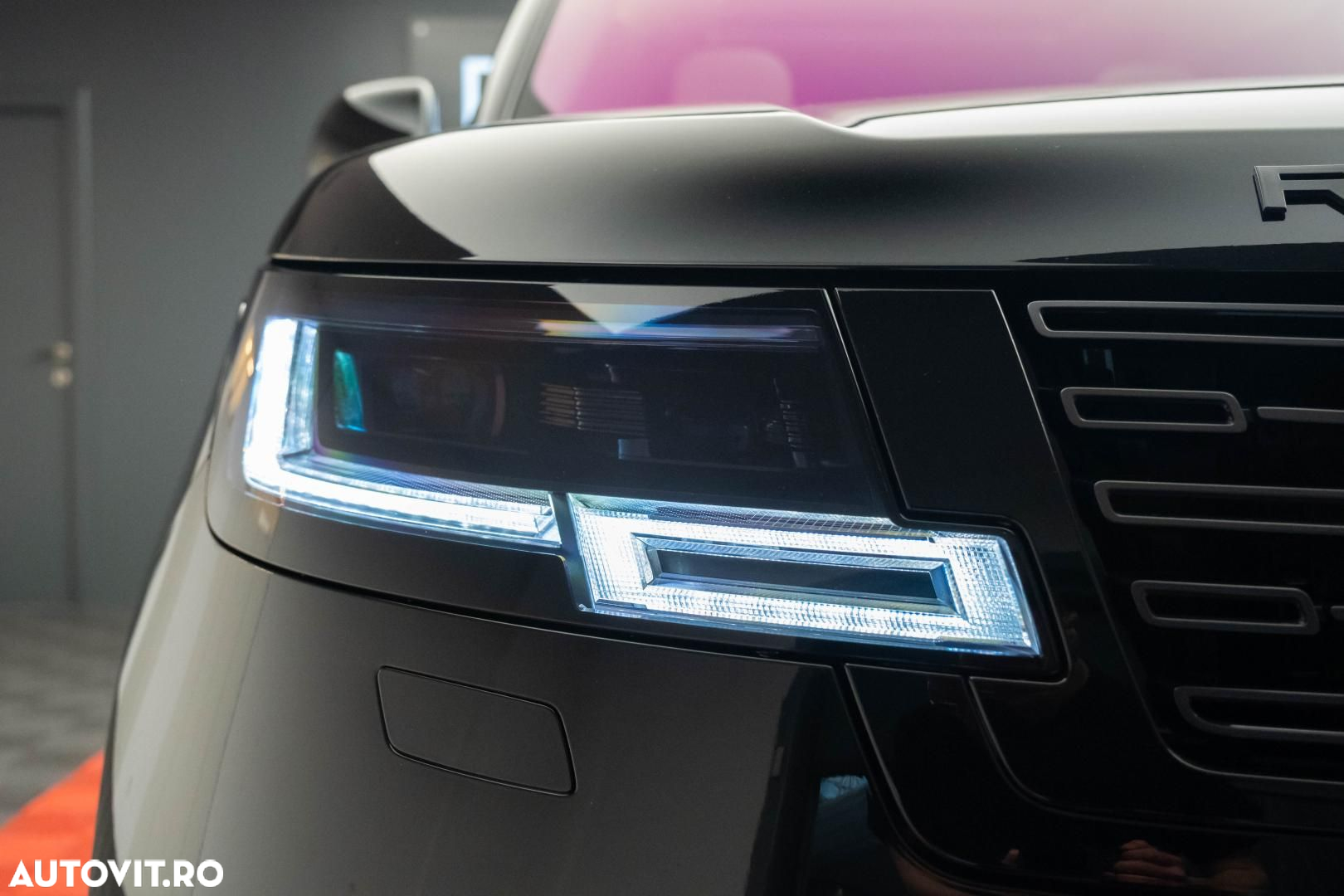 Land Rover Range Rover - 16