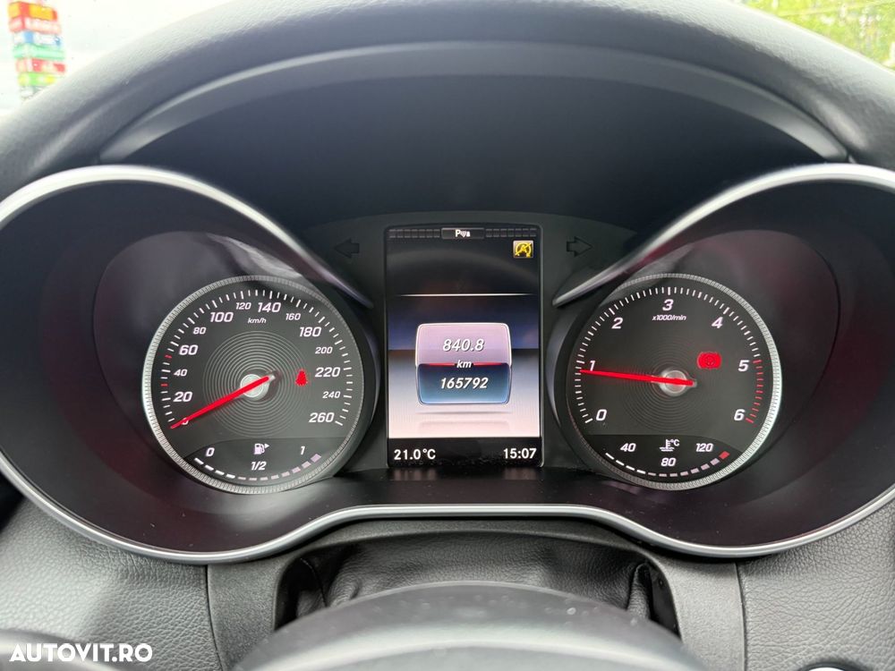 Mercedes-Benz C 200 BlueTec - 8