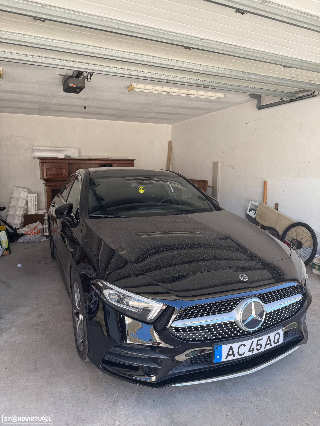 Mercedes-Benz A 250 Limousine e AMG Line - 2