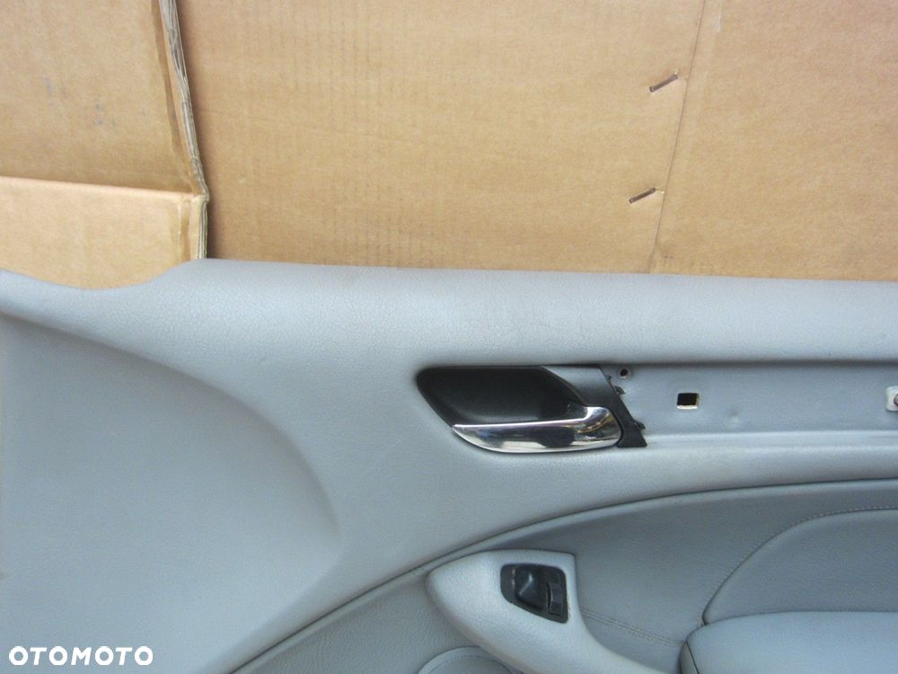 BMW E46 SEDAN KOMBI BOCZEK PRAWY TAPICERKA DRZWI SZARA SZARY SKÓRA SKÓRZANY - 2