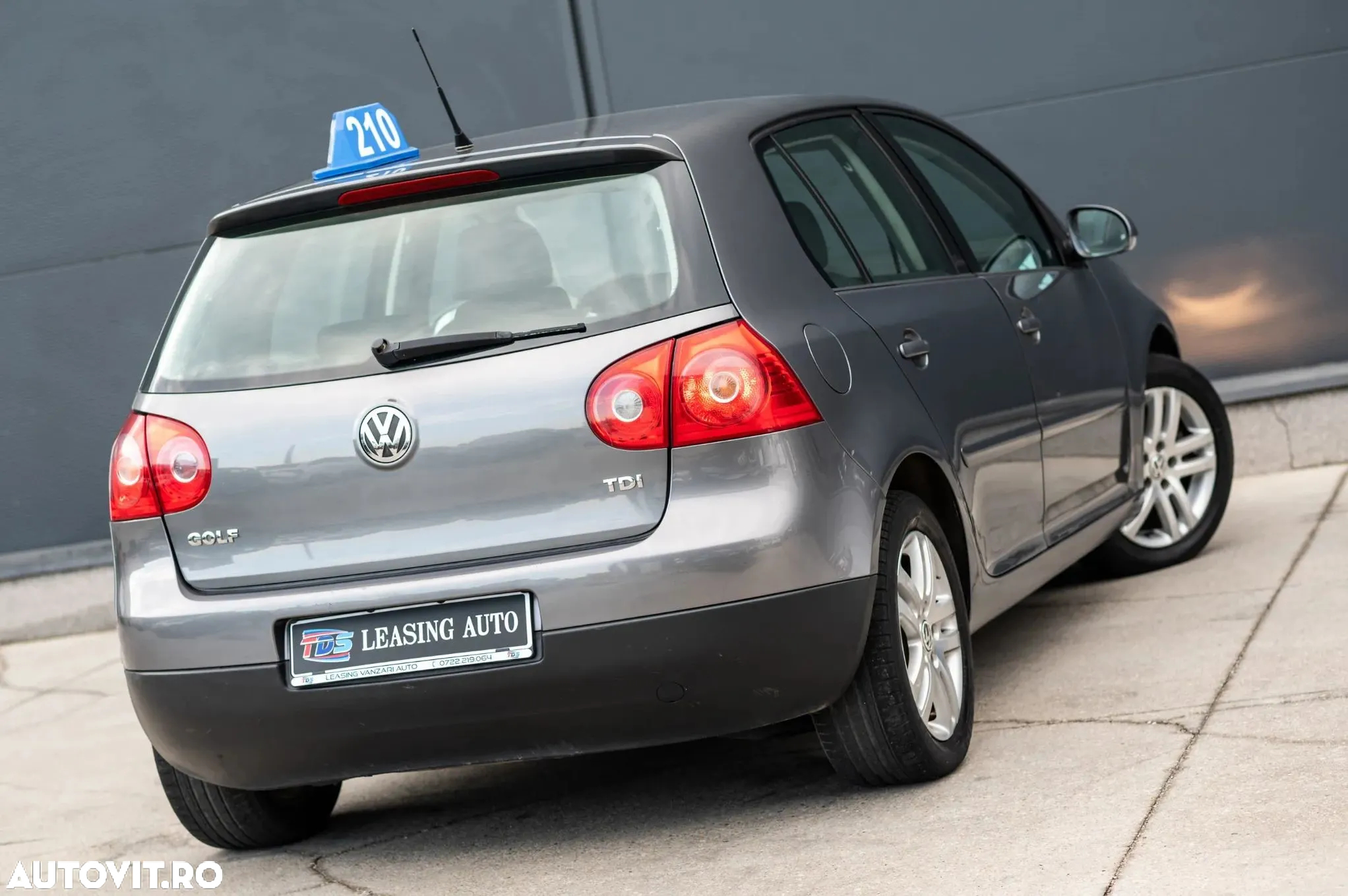 Volkswagen Golf 1.9 TDI Trendline - 6