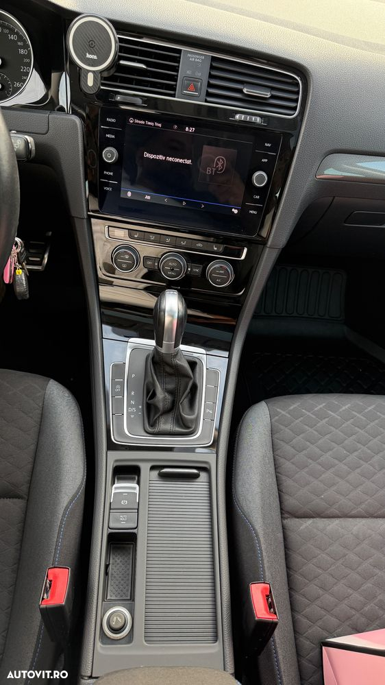 Volkswagen Golf - 5