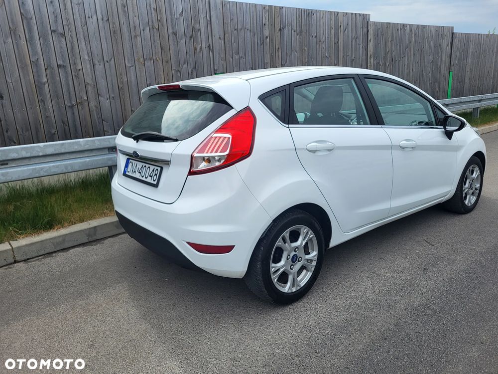 Ford Fiesta 1.5 TDCi St&St Ambiente - 7