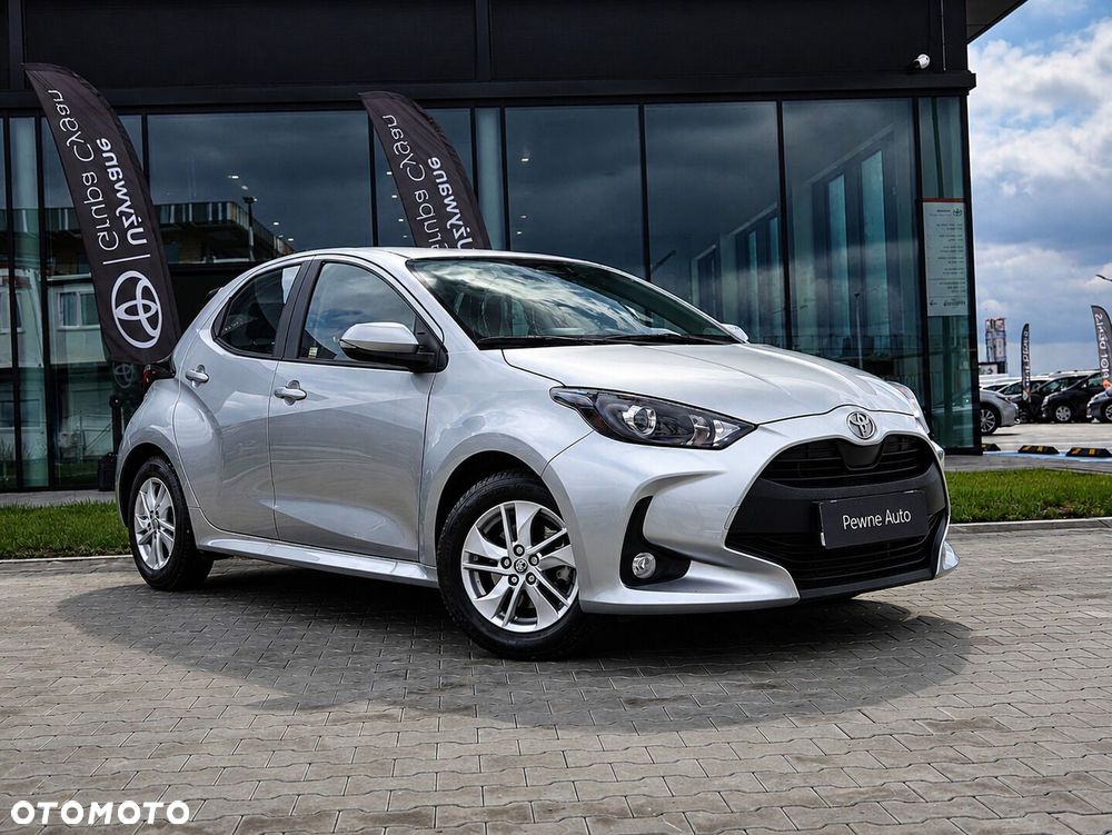 Toyota Yaris - 1