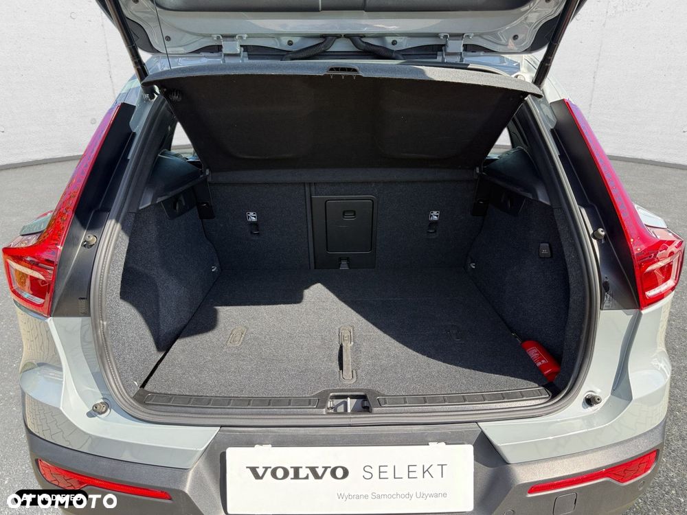 Volvo XC 40 - 18