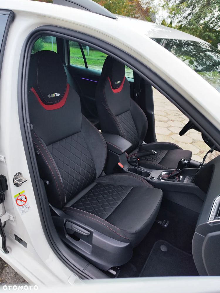 Skoda Octavia 2.0 TDI DSG RS - 23