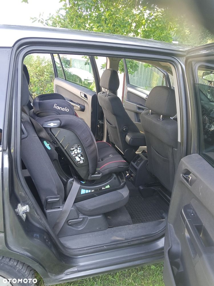 Opel Zafira - 8
