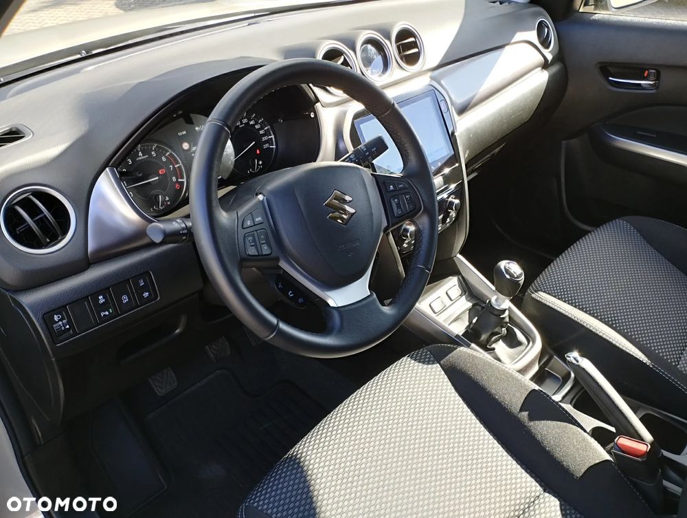 Suzuki Vitara 1.4 Boosterjet mHEV Premium Plus 2WD - 15