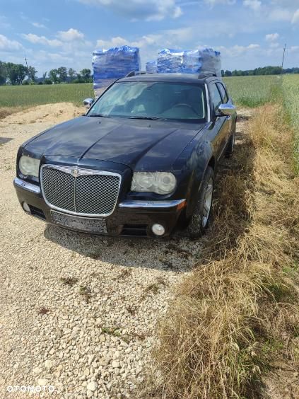 Chrysler 300C 3.5 V6 AWD - 1