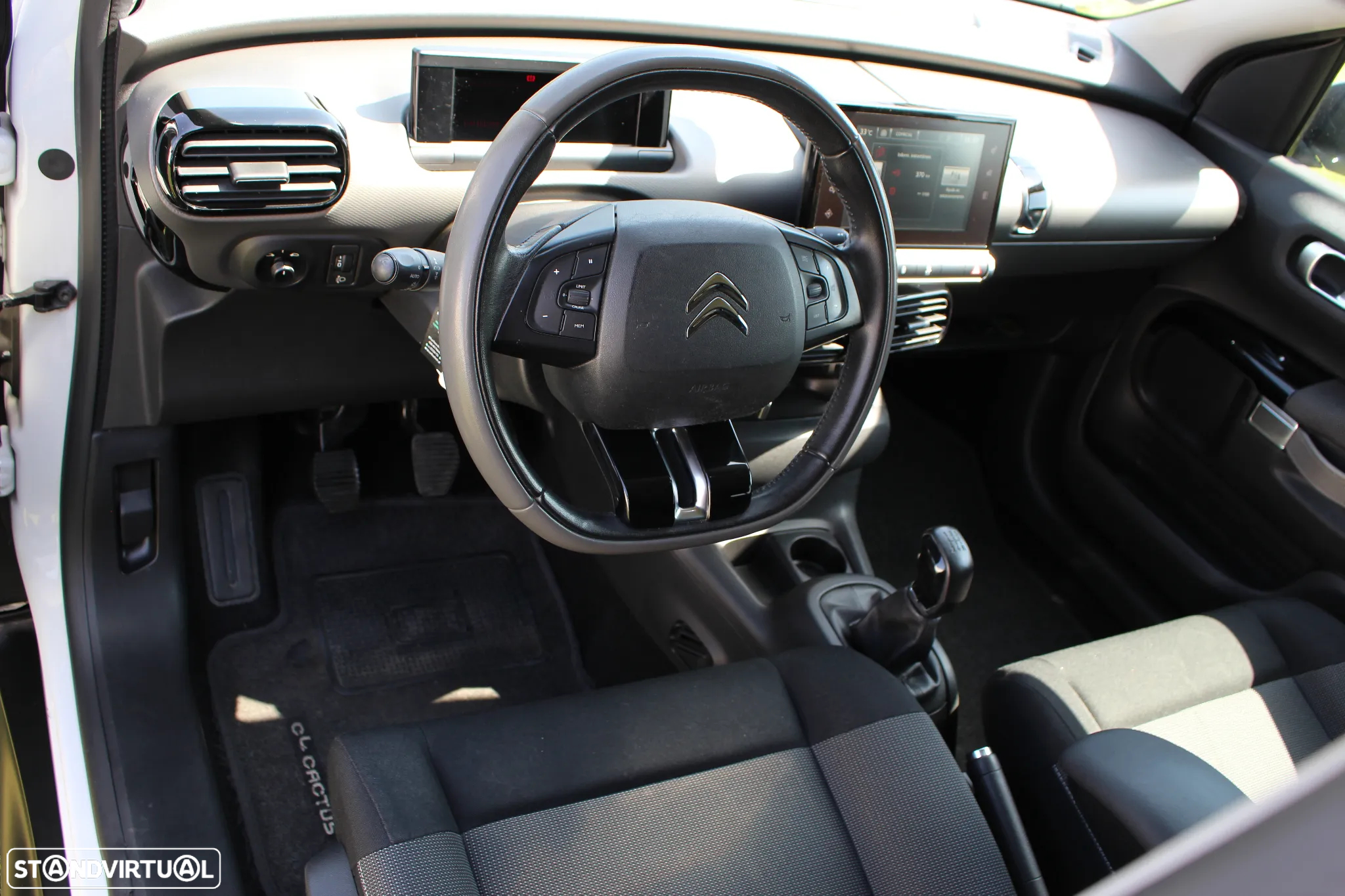 Citroën C4 Cactus 1.2 PureTech Shine - 10