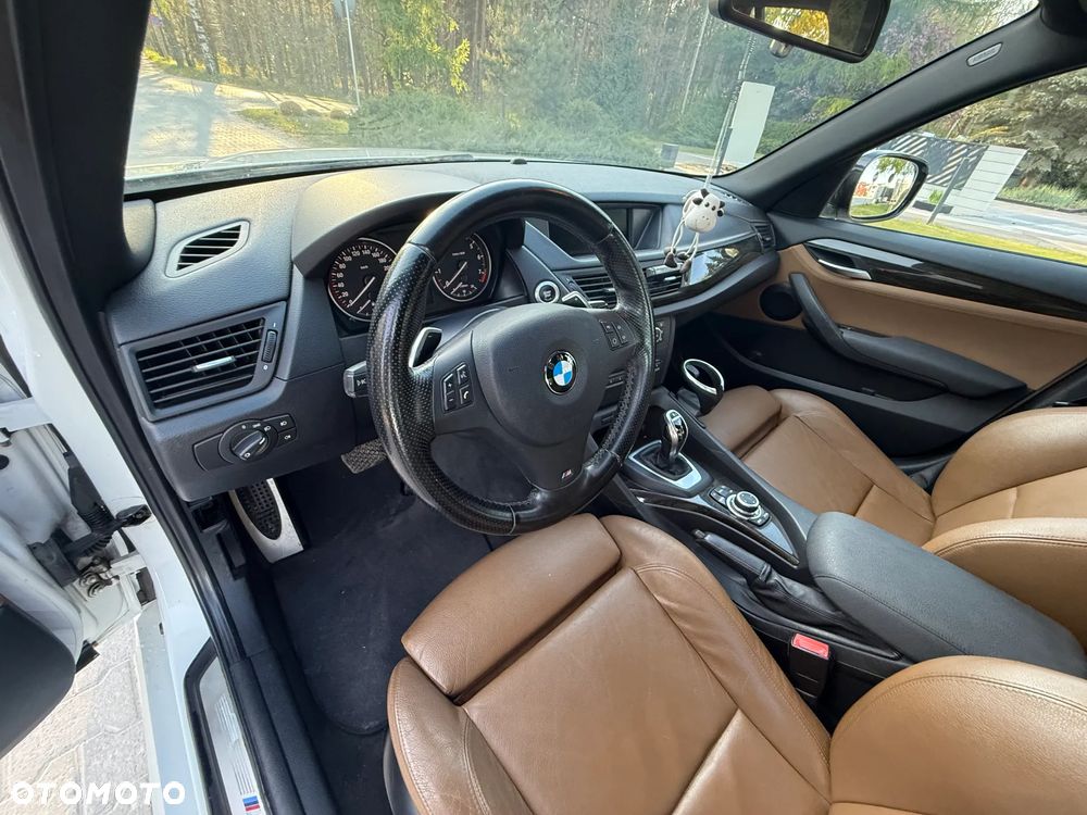 BMW X1 - 16
