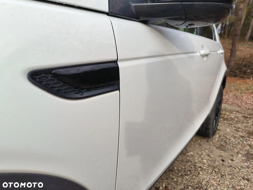 Land Rover Discovery Sport 2.0 Si4 HSE - 16