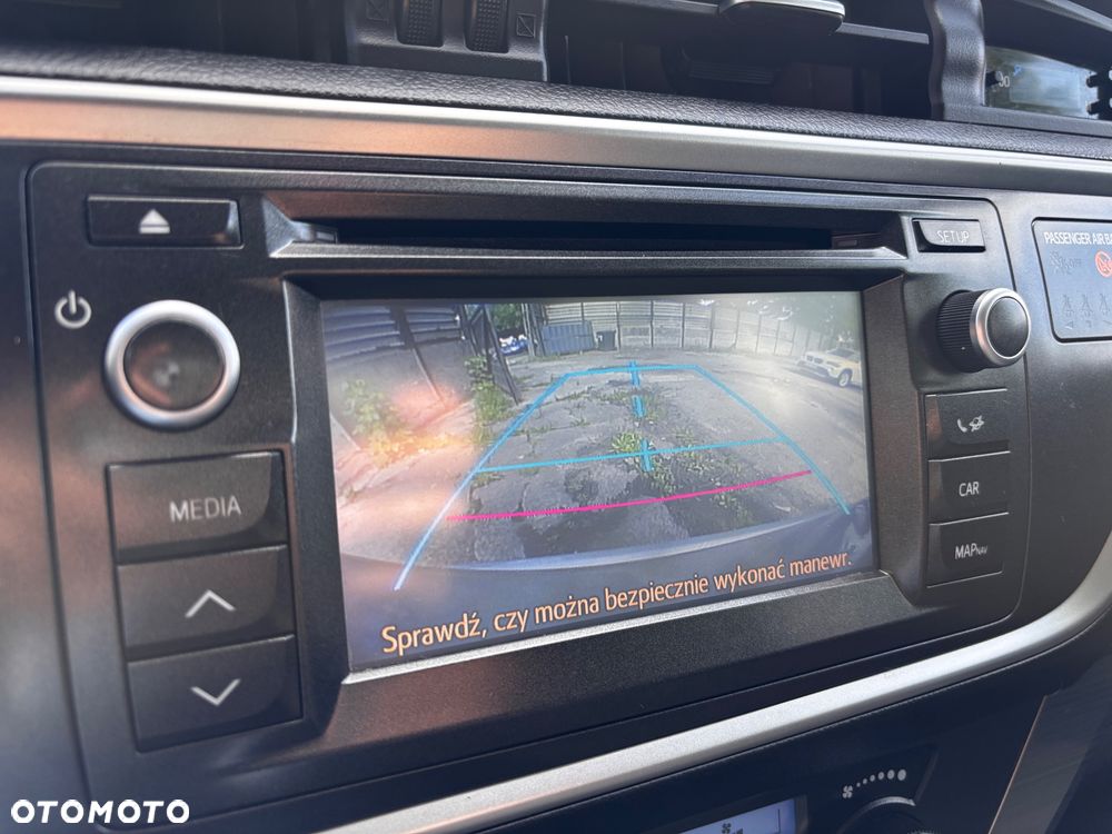 Toyota Auris 2.0 D-4D Comfort - 14