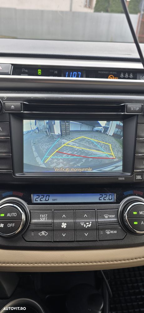 Toyota RAV4 2.2 D-4CAT 4WD Aut Luxury 18" - 3