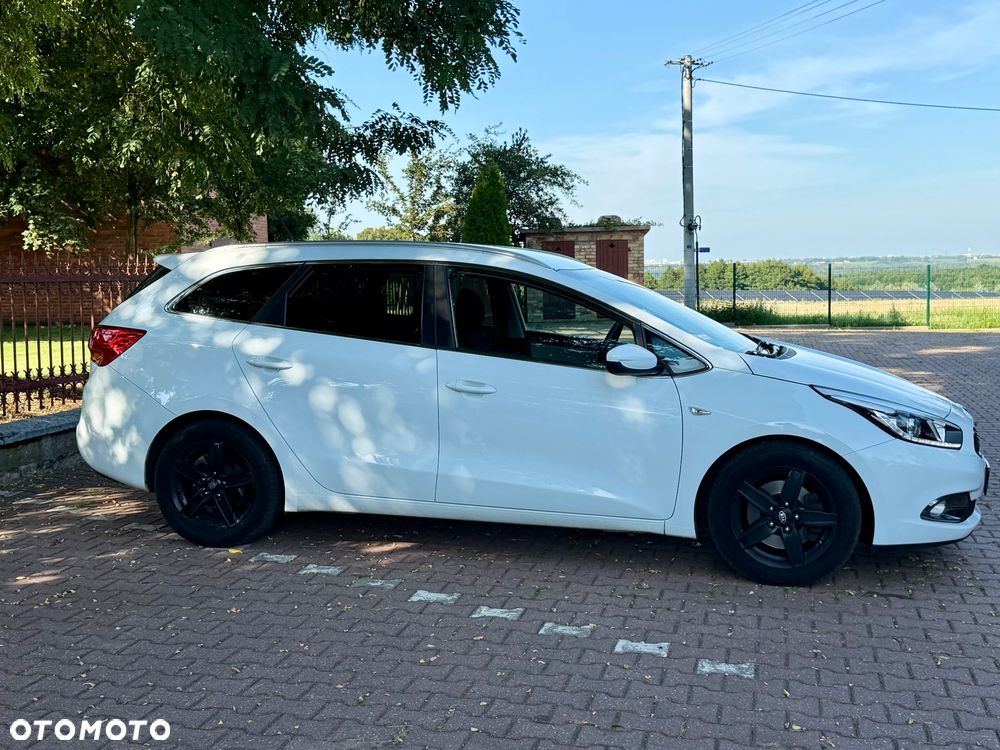 Kia Ceed - 5