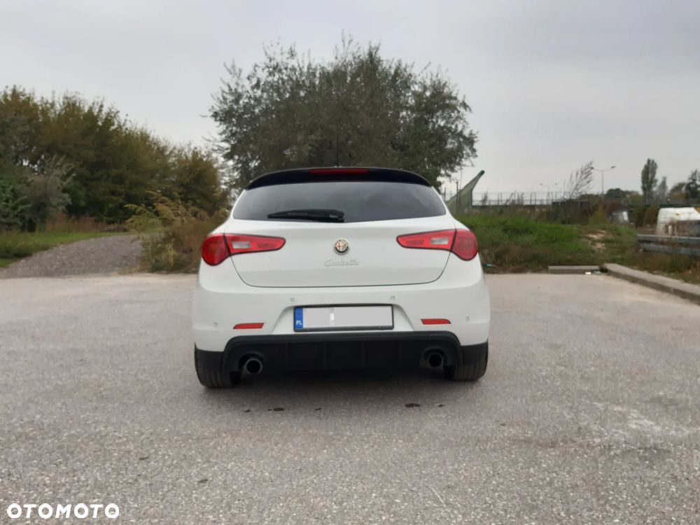 Alfa Romeo Giulietta - 4