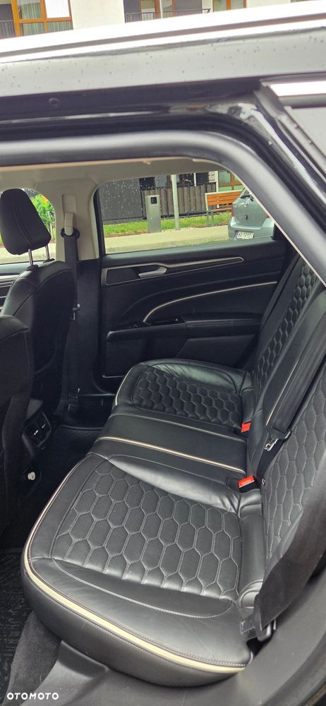 Ford Mondeo 2.0 Hybrid Vignale - 8