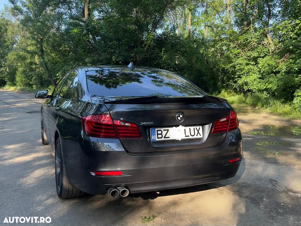 BMW Seria 5 520d xDrive AT - 3