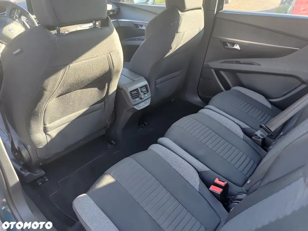 Peugeot 5008 1.2 PureTech Active S&S EAT8 - 16