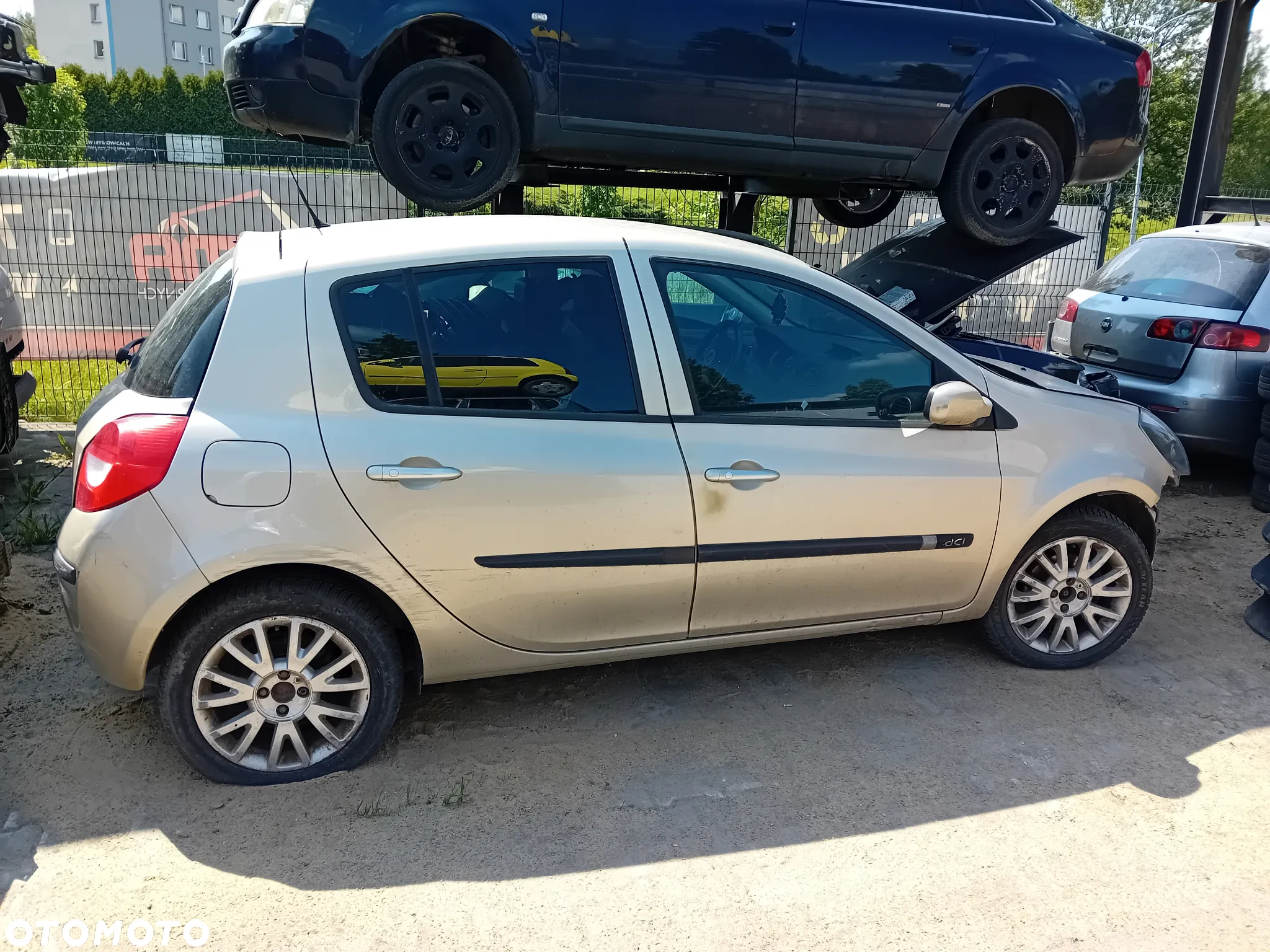 *RENAULT CLIO III* Samochód na części - 6