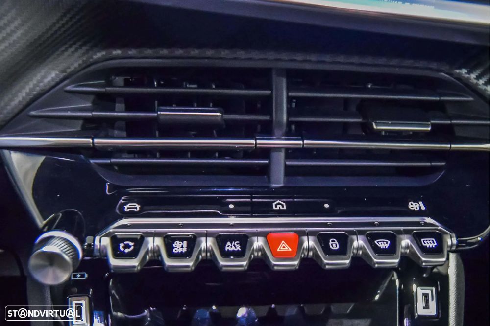 Peugeot 2008 1.2 Hybrid Allure e-DCS6 - 12