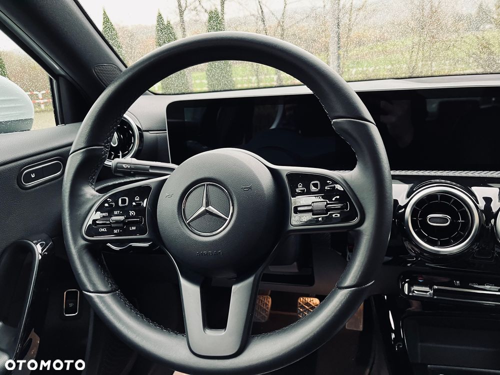 Mercedes-Benz Klasa A 200 Edition 2020 - 26