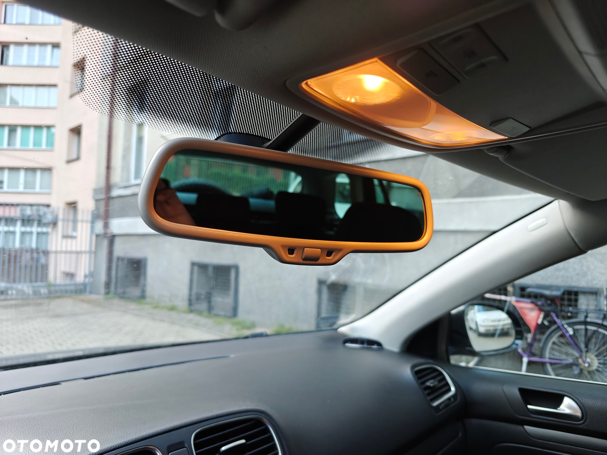 Volkswagen Golf VI 2.0 TDI Trendline - 15