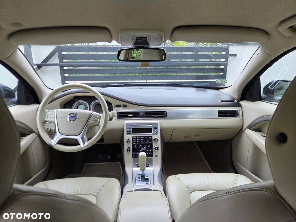 Volvo V70 - 6