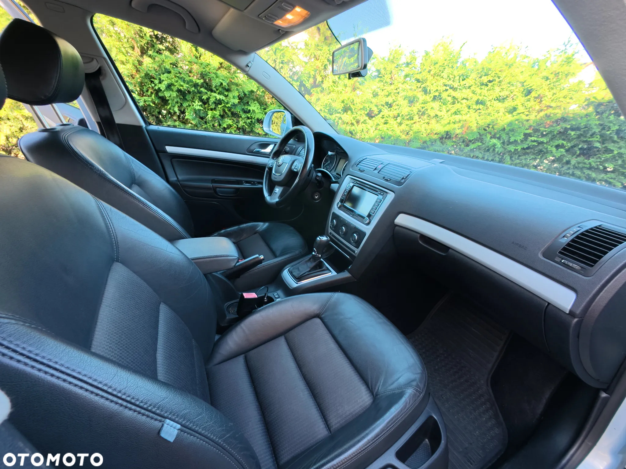 Skoda Octavia 1.8 TSI Ambiente DSG - 12