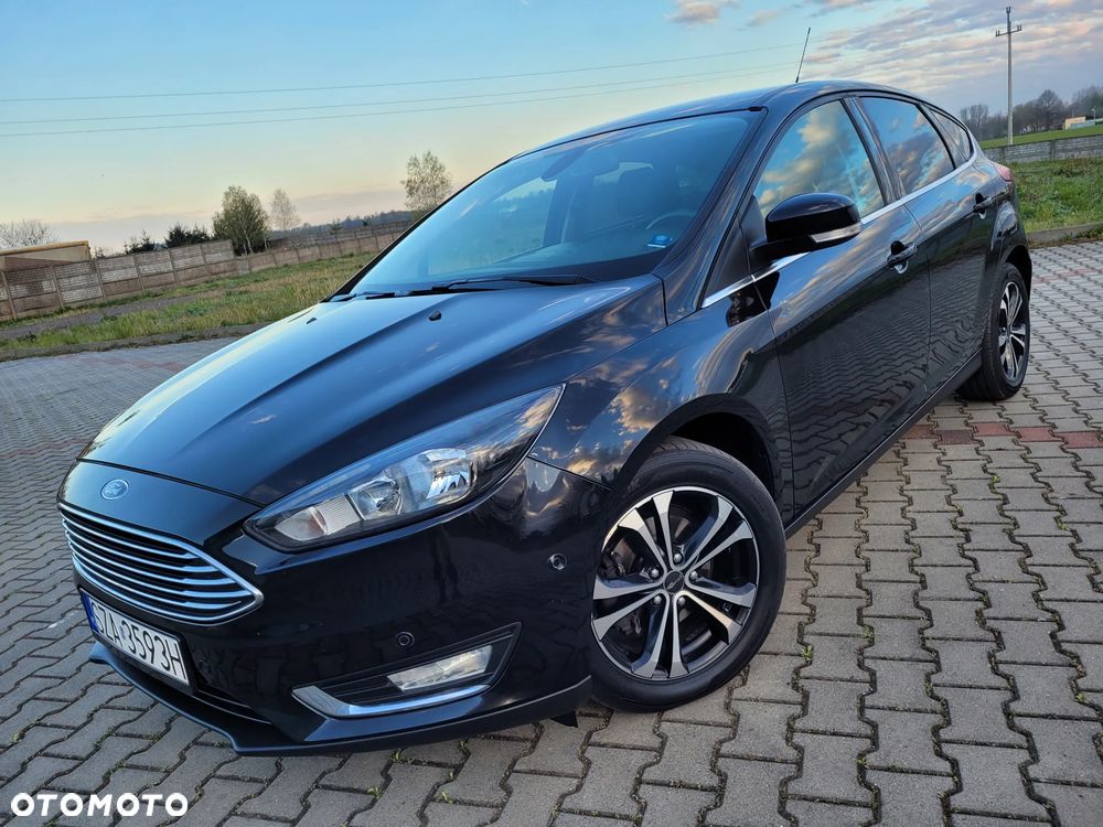 Ford Focus 1.0 EcoBoost Titanium - 1