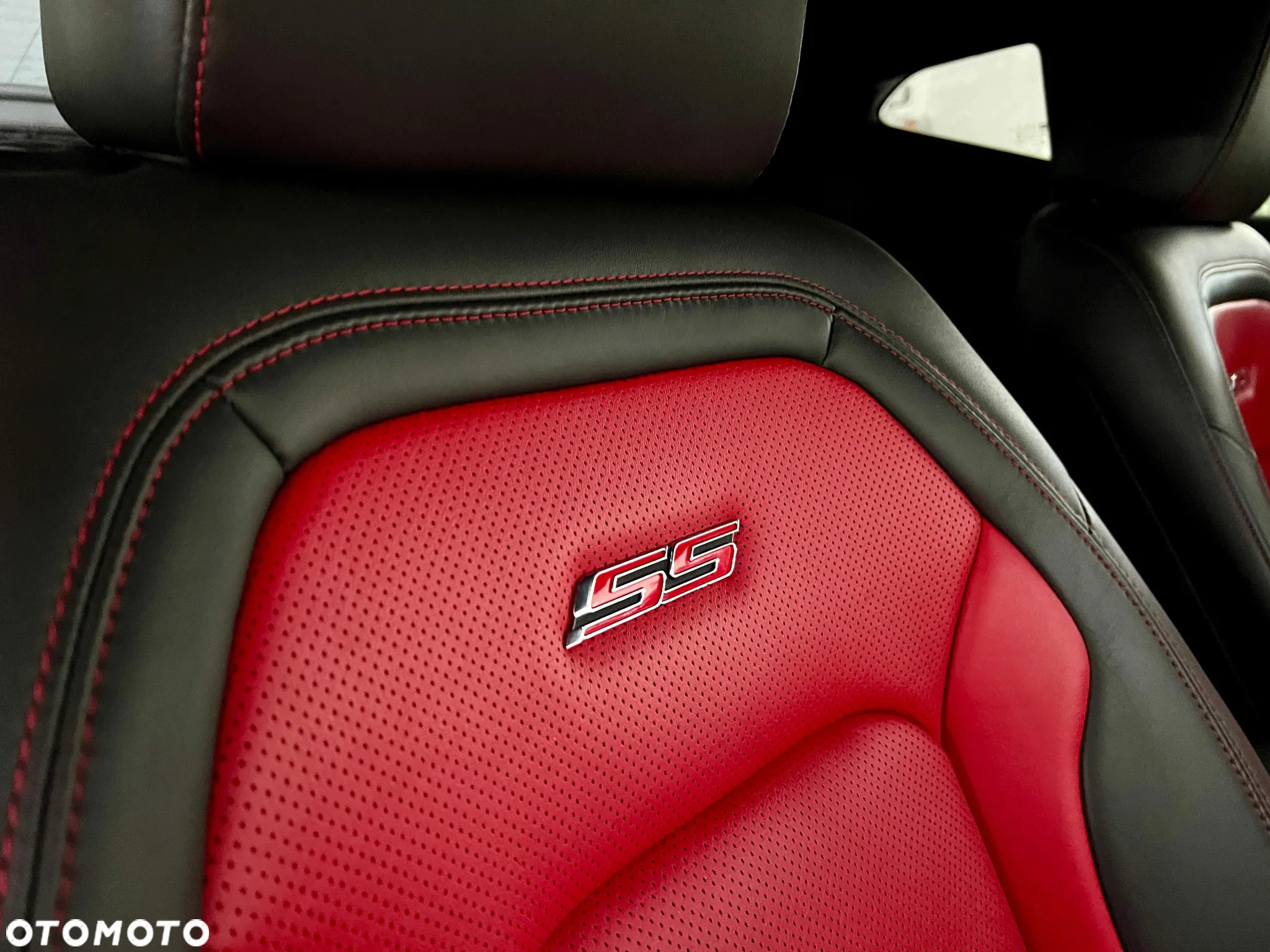 Chevrolet Camaro Coupe 6.2 V8 - 8