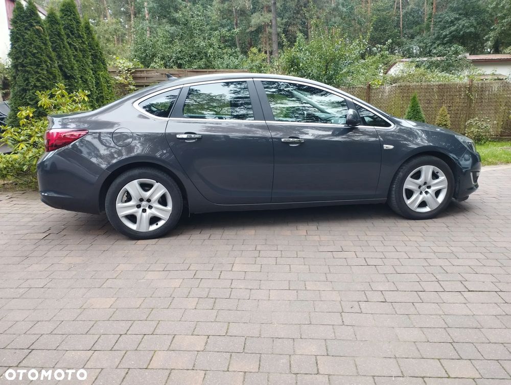 Opel Astra 1.7 CDTI DPF ecoFLEX Start/Stop Edition - 9