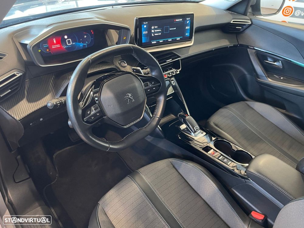 Peugeot 2008 1.2 PureTech Allure Pack EAT8 - 9