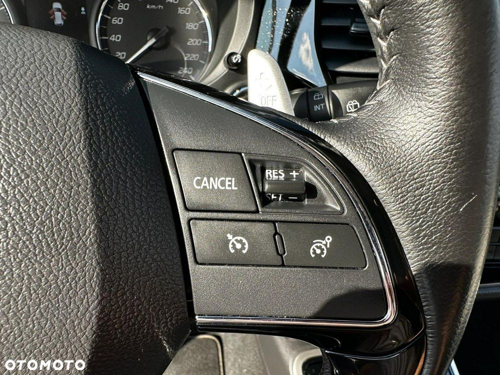 Mitsubishi Outlander 2.0 Intense 4WD CVT - 21